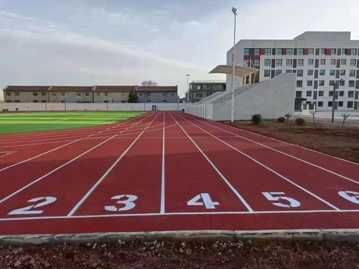 邯郸市混合型塑胶跑道混合型塑胶跑道 - 一站式服务